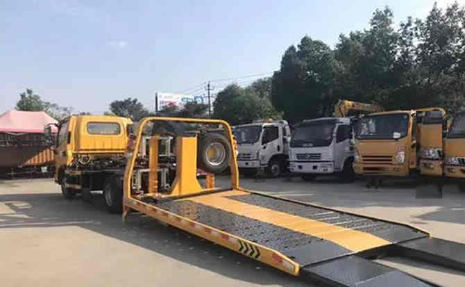 鹰潭汽车中途维修案例