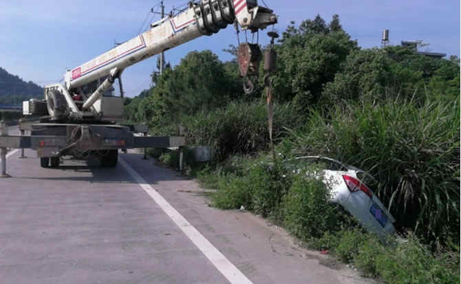鹰潭重载吊车救援 鹰潭重载吊车救援